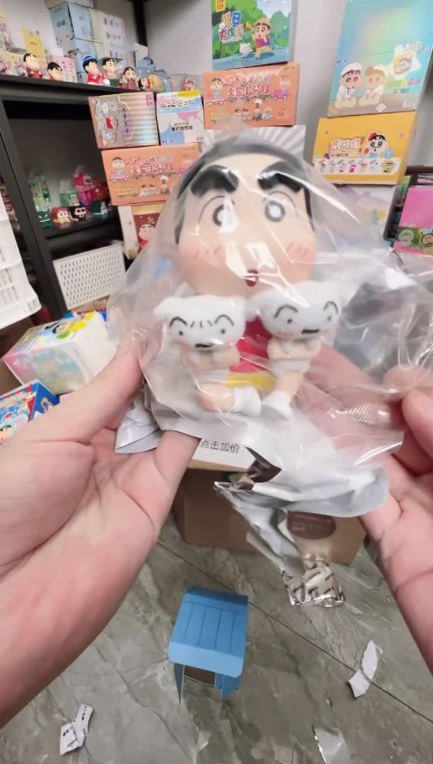 搪胶正版蜡笔小新野原小白的生活抱小白