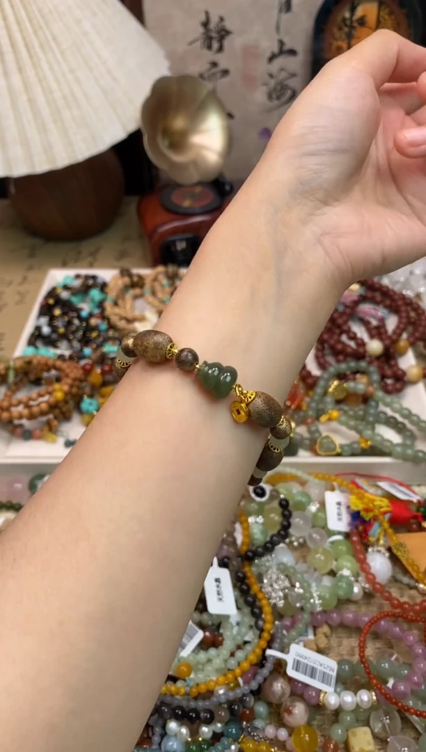 未镶嵌檀香木手串325