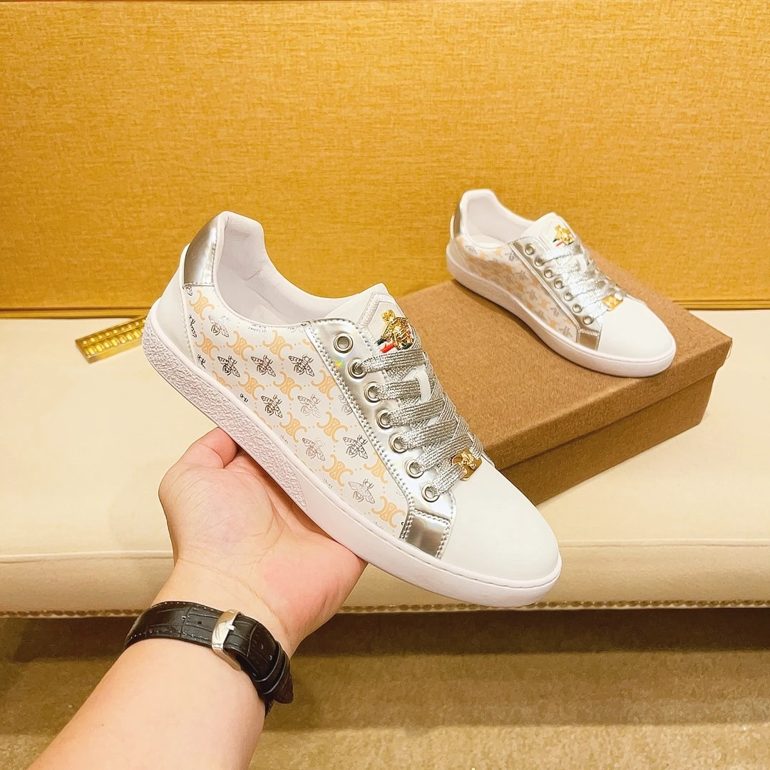 欧洲站新款小蜜蜂时尚高奢潮鞋男士休闲百搭真皮欧洲站纯手工板鞋