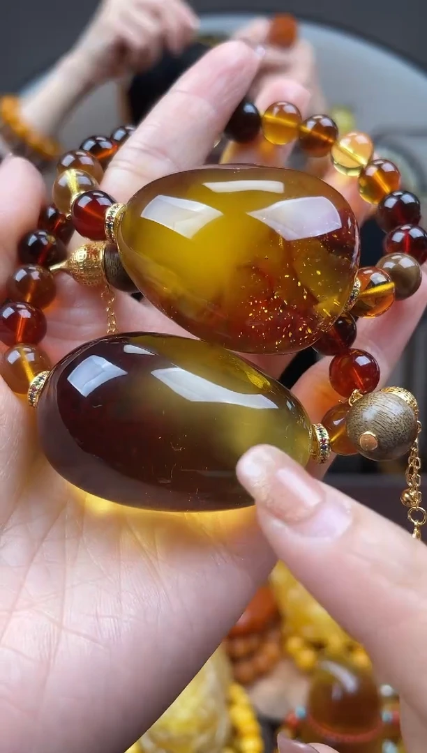 【闪购商品】琥珀裸石未镶嵌首饰 假1赔4（多样性发货1件