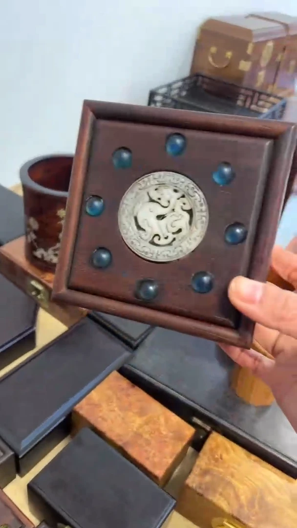 【闪购商品】贡木玉石镶嵌四方抽拉盒