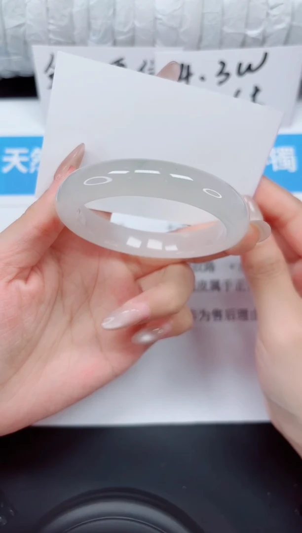 未镶嵌手镯石英质玉145-52白