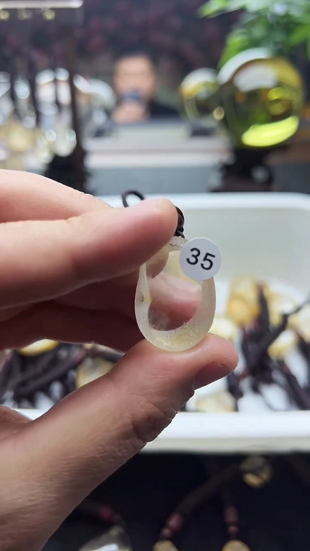 未镶嵌珠宝半成品水晶35