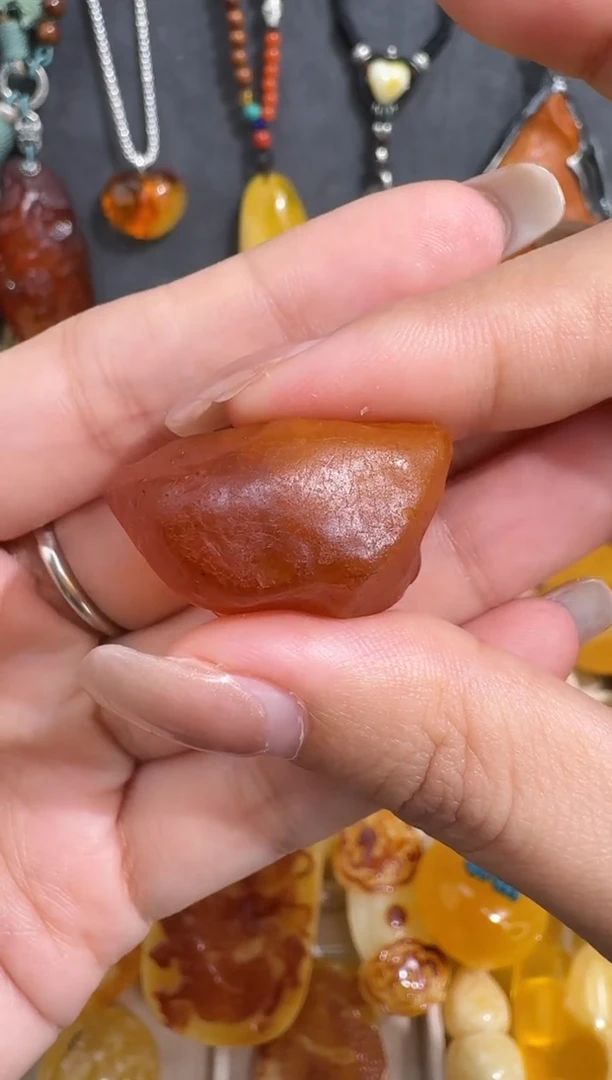 裸石琥珀未镶嵌琥珀