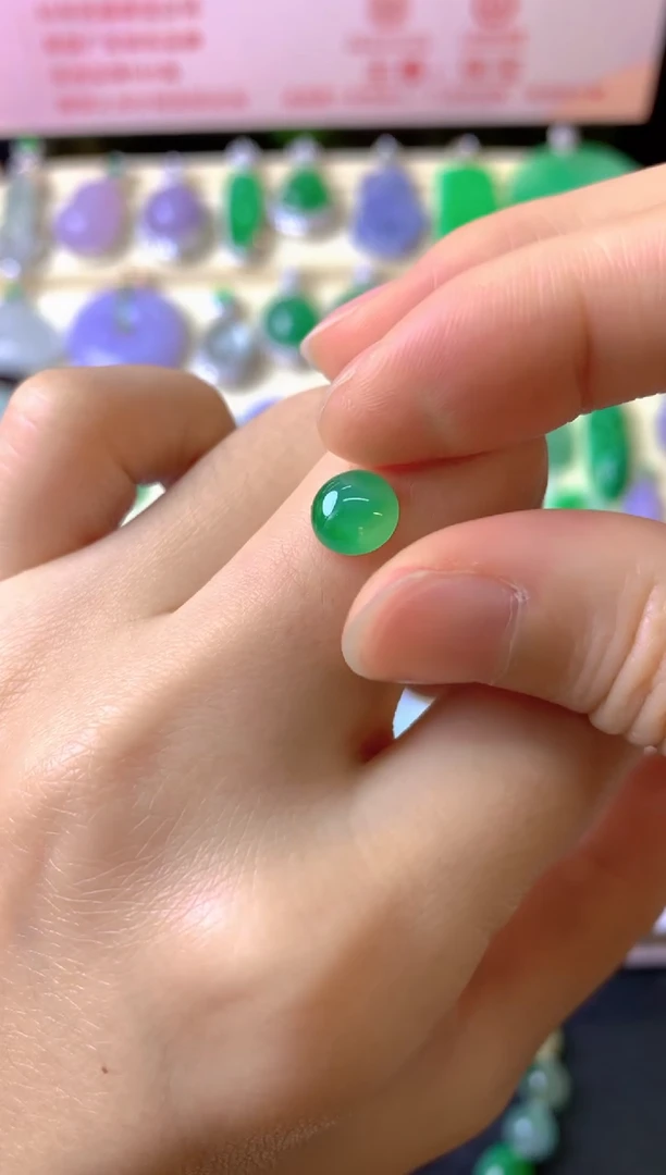 未镶嵌定制翡翠蜜裸玉（客户意向镶嵌）