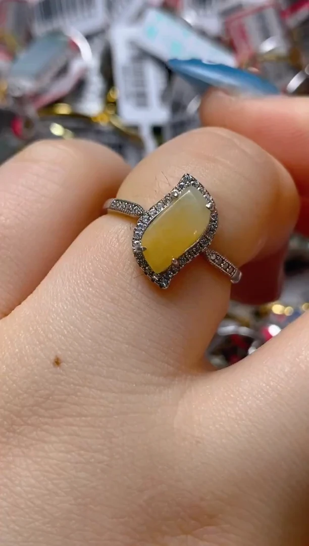 银S925镶嵌戒指翡翠百内无证书