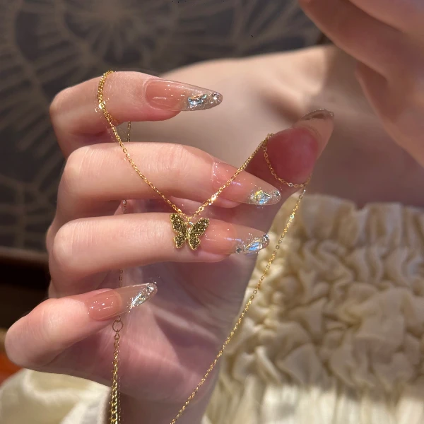 铜合金项链 爆闪碎碎冰蝴蝶项链女款精美百搭仙女风不掉色坠链