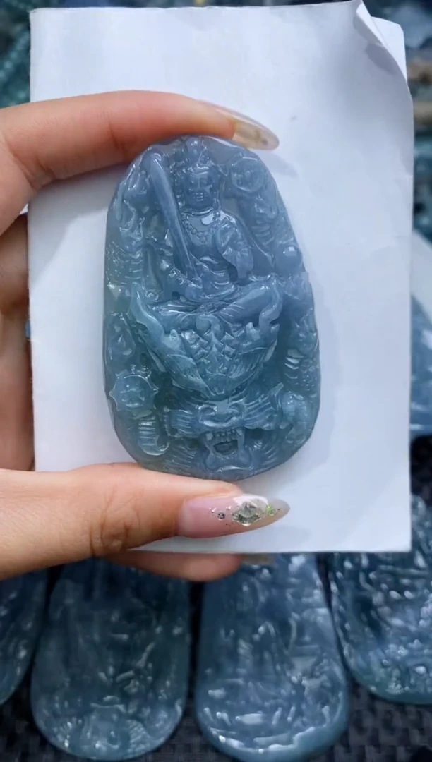 【闪购商品】翡翠颈饰未镶嵌          
