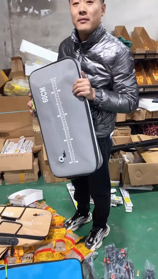 60的活鱼桶 随机
