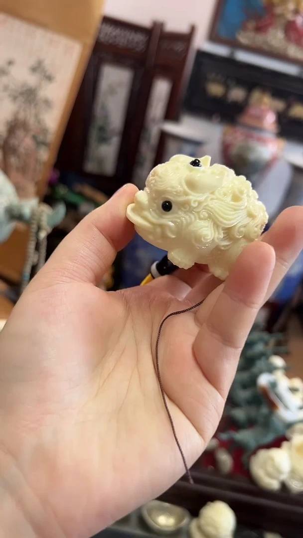 瓷片甬益轩雅玩阁