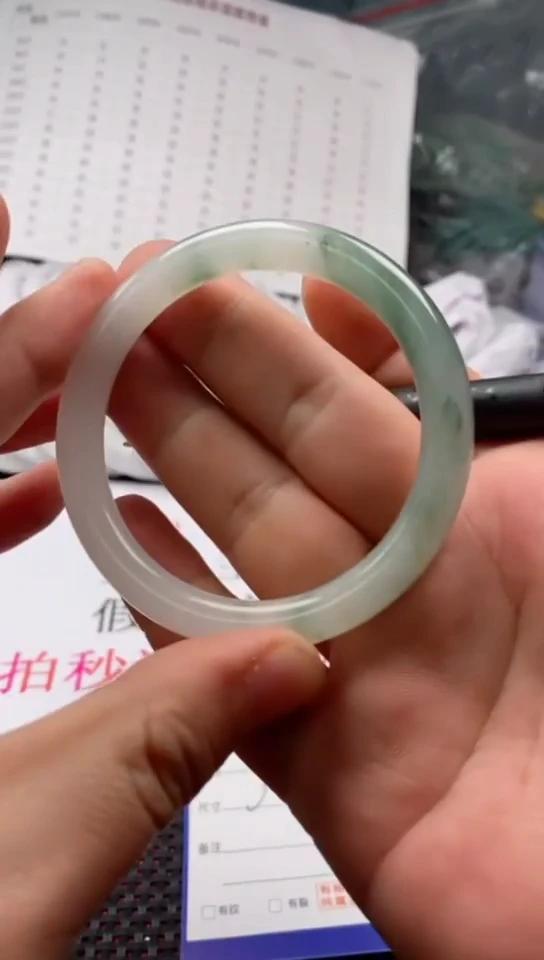 【闪购商品】石英质玉手镯未镶嵌30-58多样性发货看清圈口下单