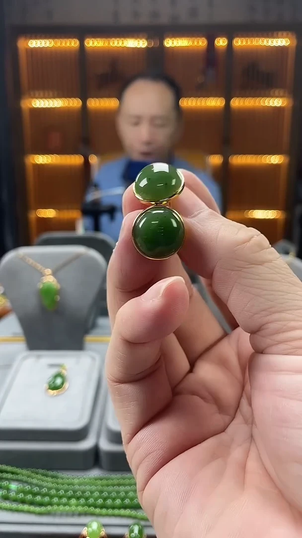 银S925镀金镶嵌和田玉耳饰银S925镀金镶嵌 和田玉 耳饰
