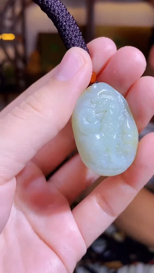 颈饰未镶嵌和田玉1