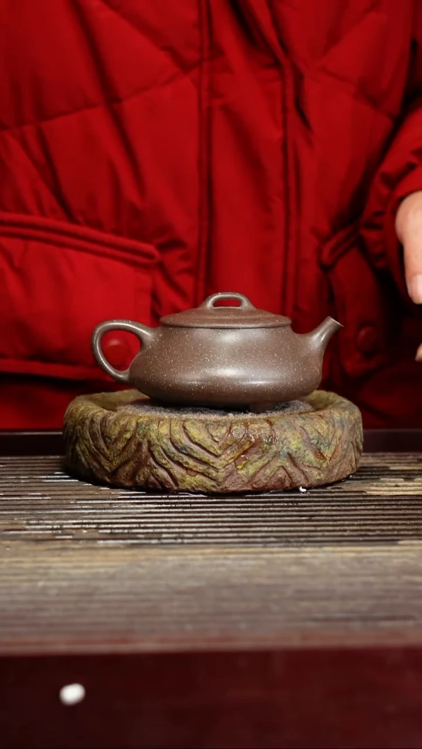 宜兴原矿紫砂壶茶壶宜兴原矿紫砂壶茶壶150C