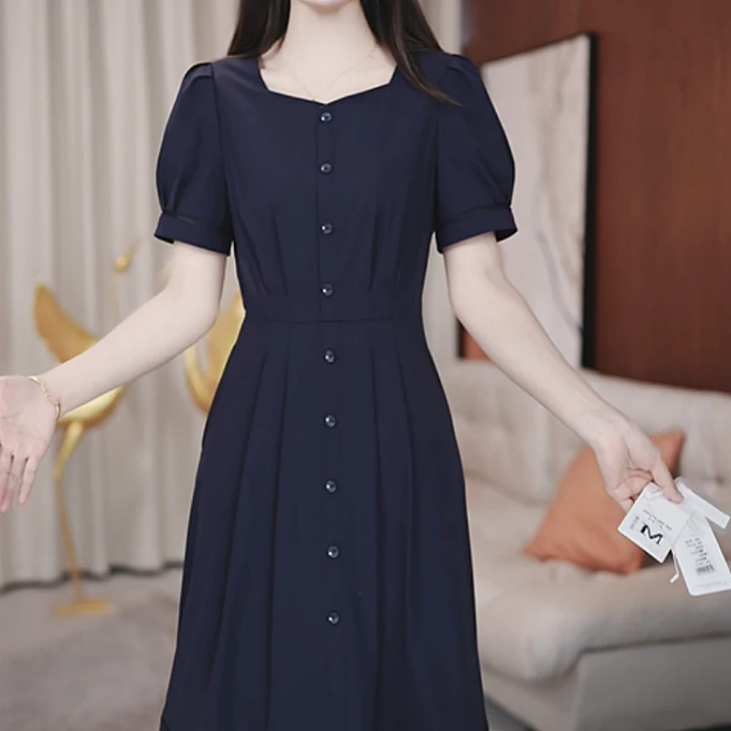 2025夏季新款时尚优雅法式修身收腰显瘦减龄端庄大气中长款连衣裙