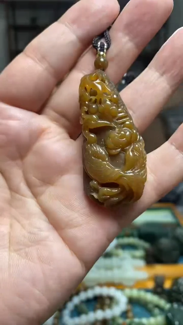 和田玉未镶嵌颈饰90