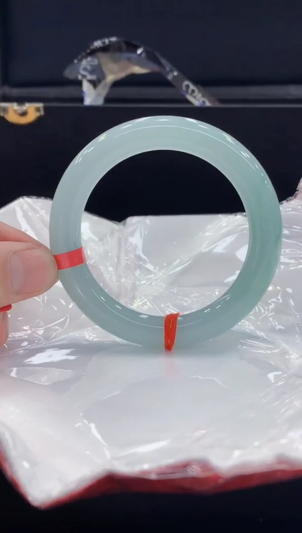 未镶嵌手镯翡翠翡翠手镯