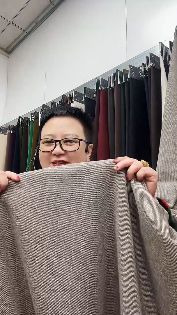 醋酸羊毛斜纹燕麦1.1米