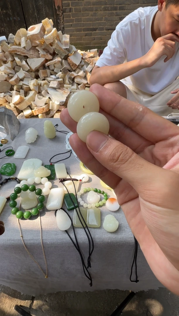 爱****咪未镶嵌时尚百搭男女