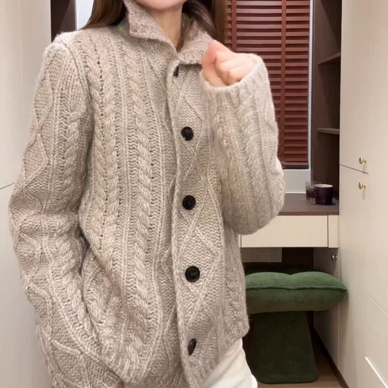 韩系新款毛衣上衣慵懒风外套小麻花翻领针织开衫LK2509056