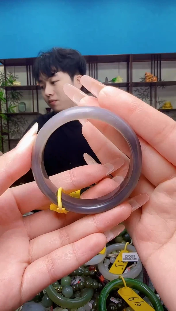 颈饰未镶嵌和田玉lf54