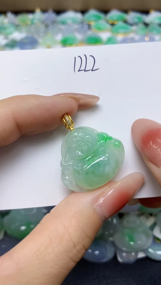 翡翠未镶嵌颈饰 天然缅甸翡翠A货