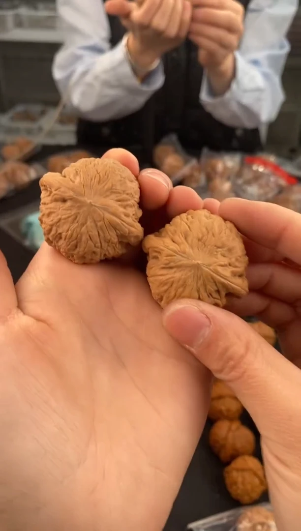 【闪购商品】文玩核桃把件铁锤38-x505