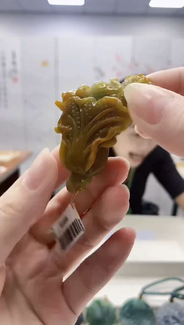 未镶嵌定制翡翠3099ry-毛货挂件121