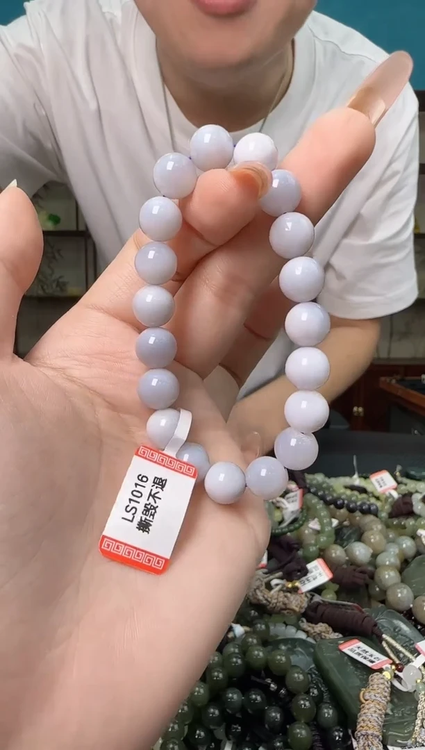 颈饰未镶嵌和田玉多样性发一