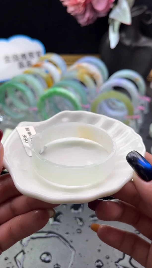 未镶嵌手镯定制翡翠49-50冰胶底淡雅色系「定制不退不换」