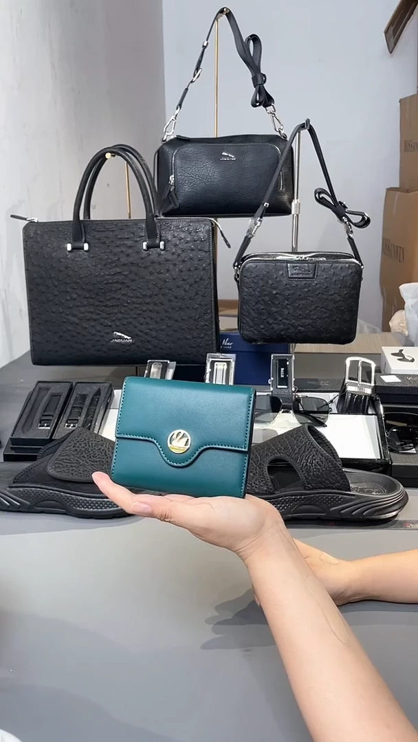 牛皮（革）韩爵绅士包包皮具108