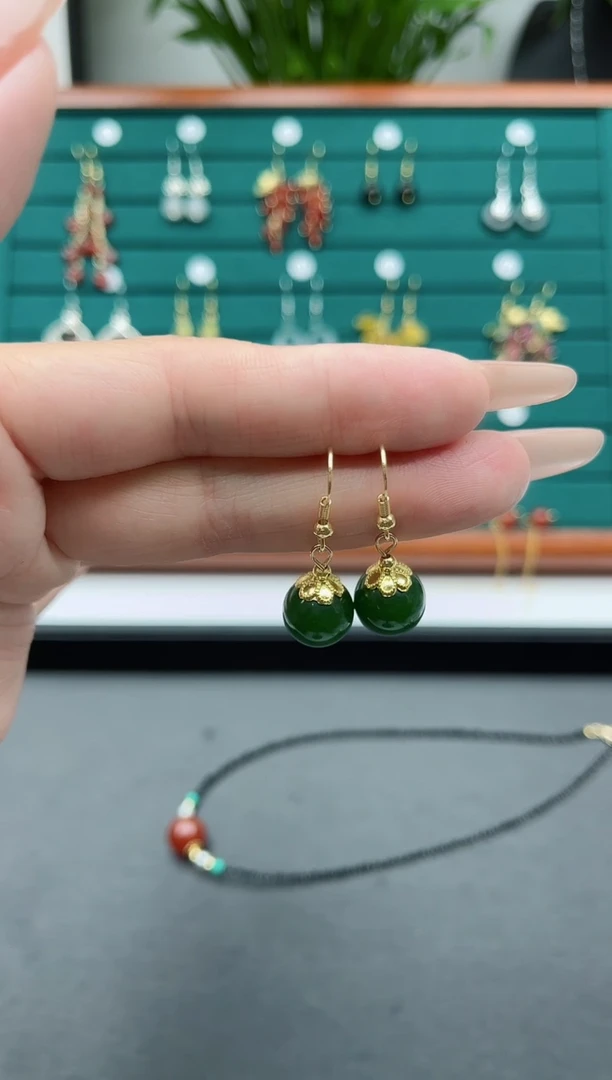 【闪购商品】玛瑙/玉髓耳饰银S925镀金镶嵌8011绿色单珠