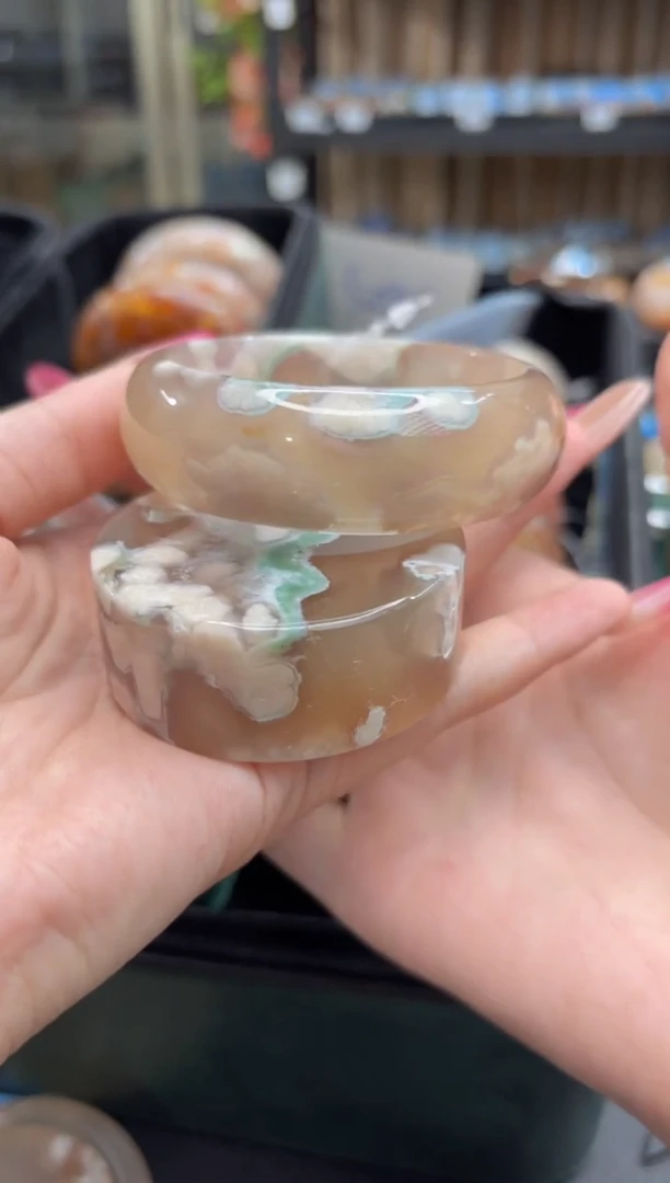 未镶嵌手镯石英质玉533(58圈赠送镯心)