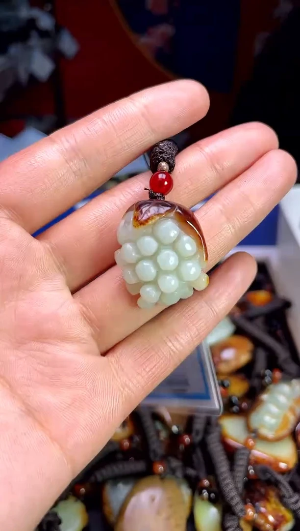 【闪购商品】和田玉颈饰未镶嵌1