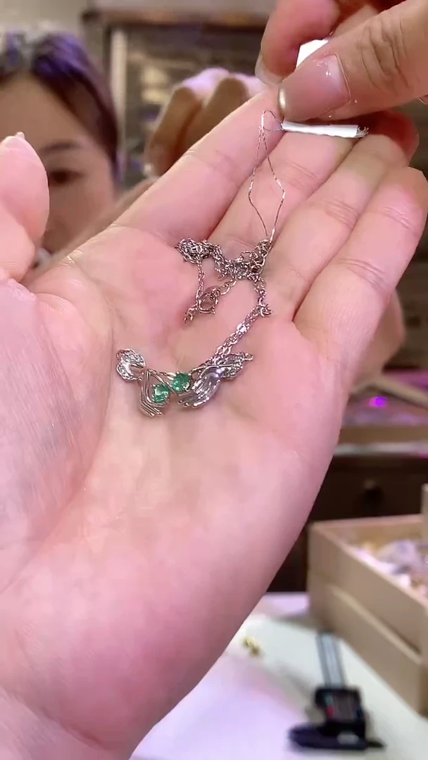银S925镶嵌项链祖母绿149ZB1028产品一个