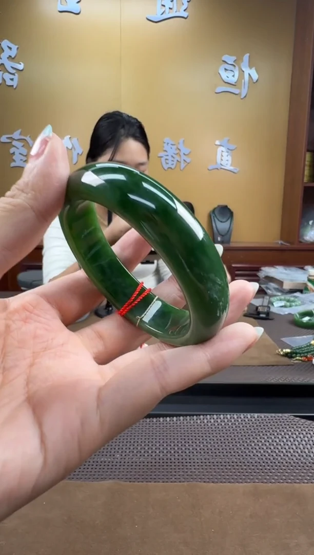 颈饰未镶嵌和田玉手镯57