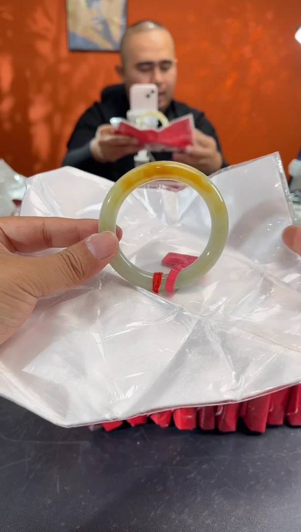 未镶嵌手镯翡翠7