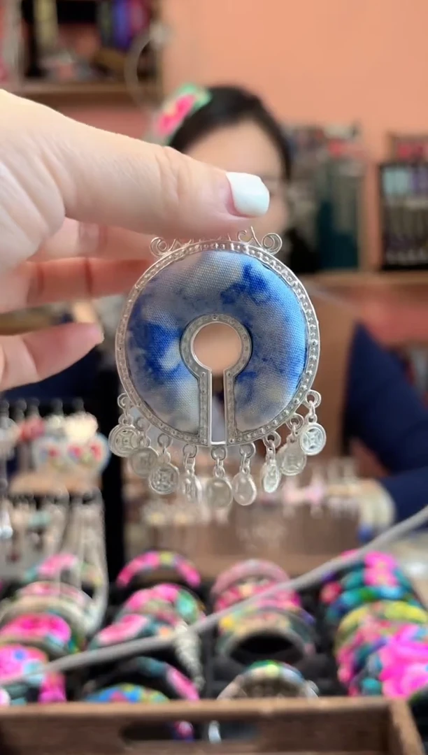 织绣艺枝独绣手工饰品69