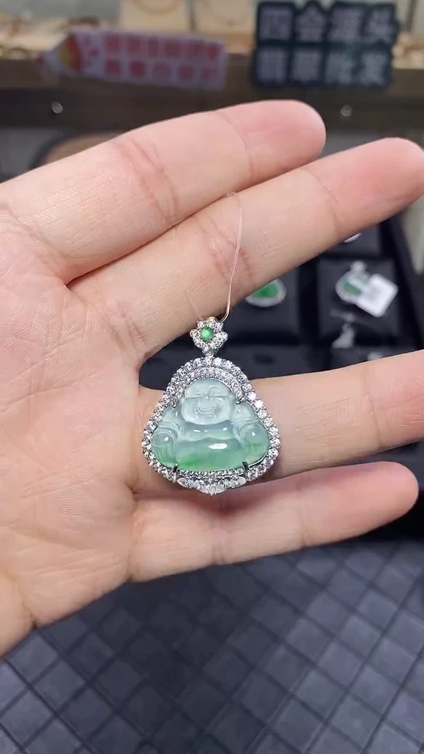 颈饰未镶嵌翡翠1