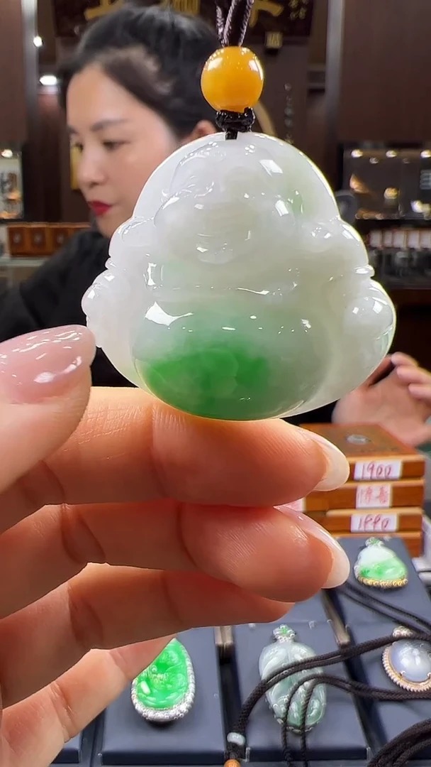 翡翠挂件未镶嵌佛公