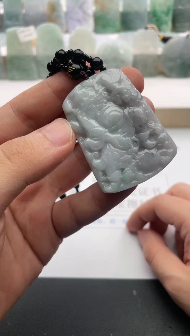 【闪购商品】翡翠颈饰未镶嵌..../3/3/ 89