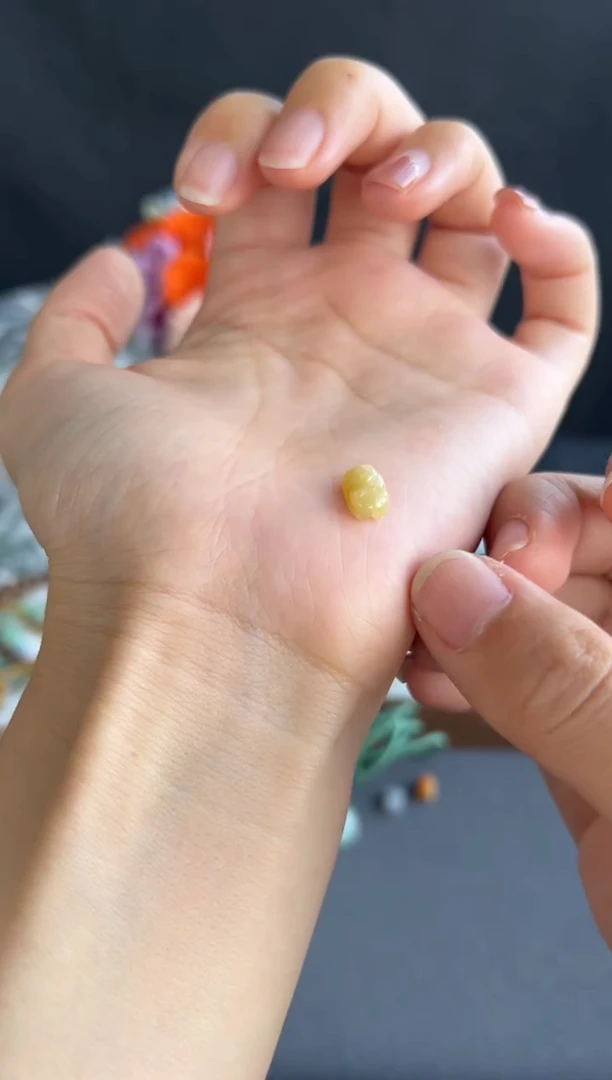 翡翠未镶嵌颈饰406买断