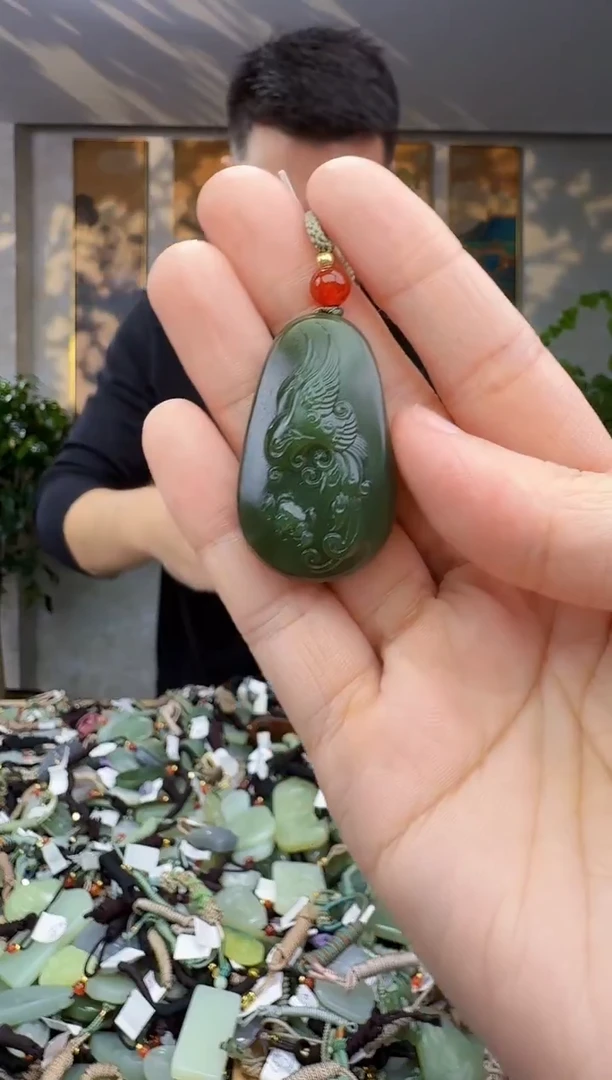 未镶嵌和田玉挂件拍一发一