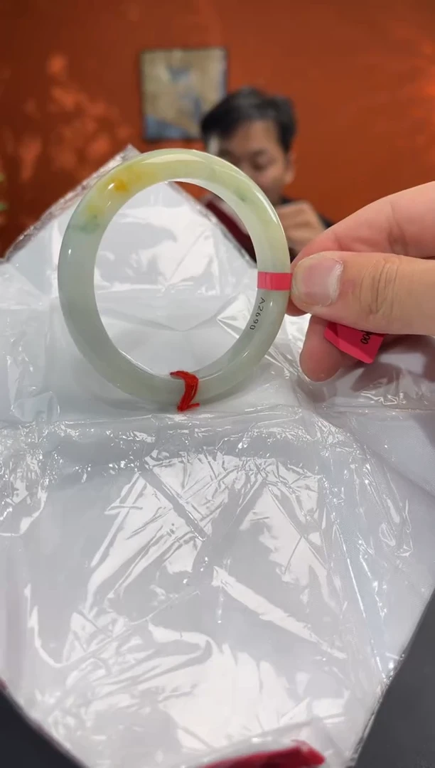 未镶嵌手镯翡翠翡翠手镯