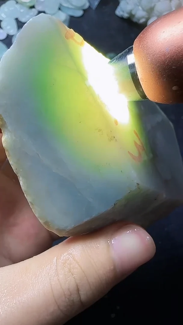 翡翠挂件未镶嵌104翡翠