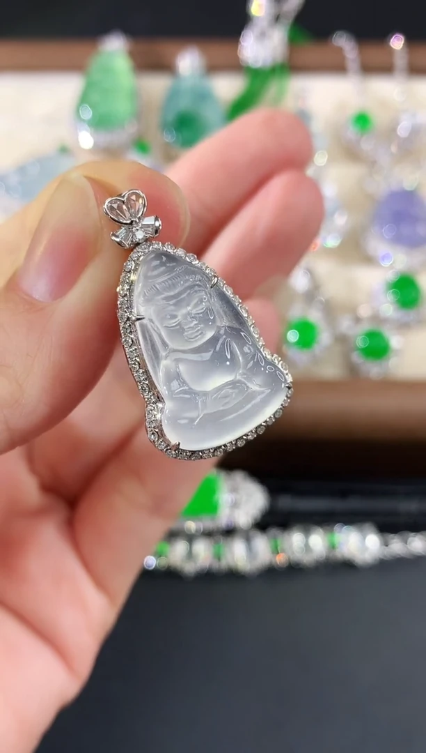 吊坠(不含链)18K金镶嵌翡翠182|16800