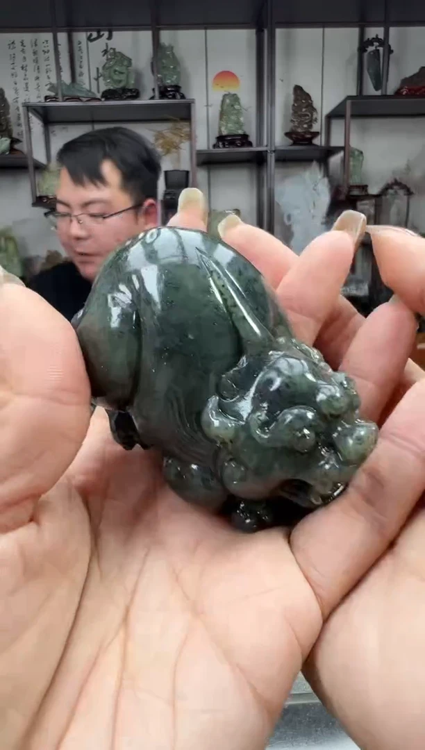 未镶嵌和田玉把件1