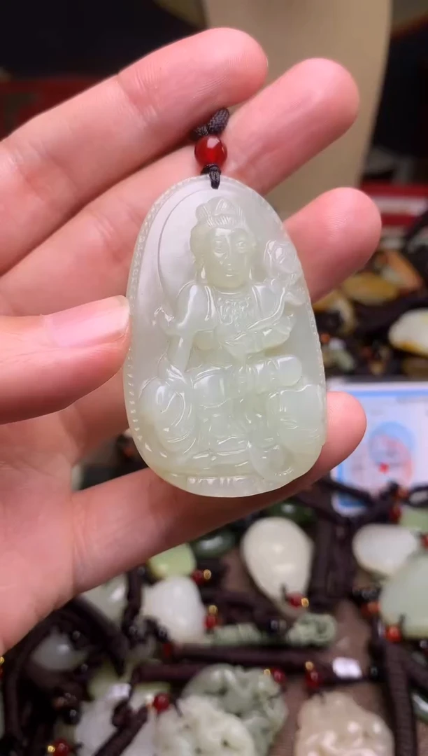 颈饰未镶嵌和田玉新疆料青海料清水和田玉吊坠