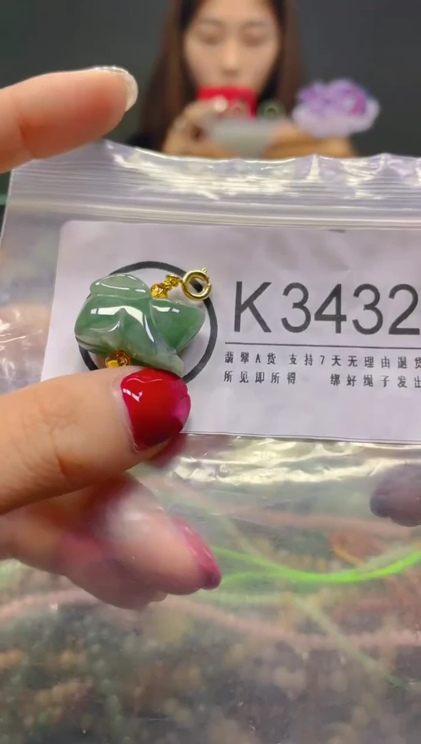 颈饰未镶嵌翡翠/K/翡翠A货，一件也是批发价