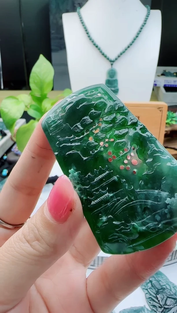 【闪购商品】翡翠颈饰未镶嵌111111111